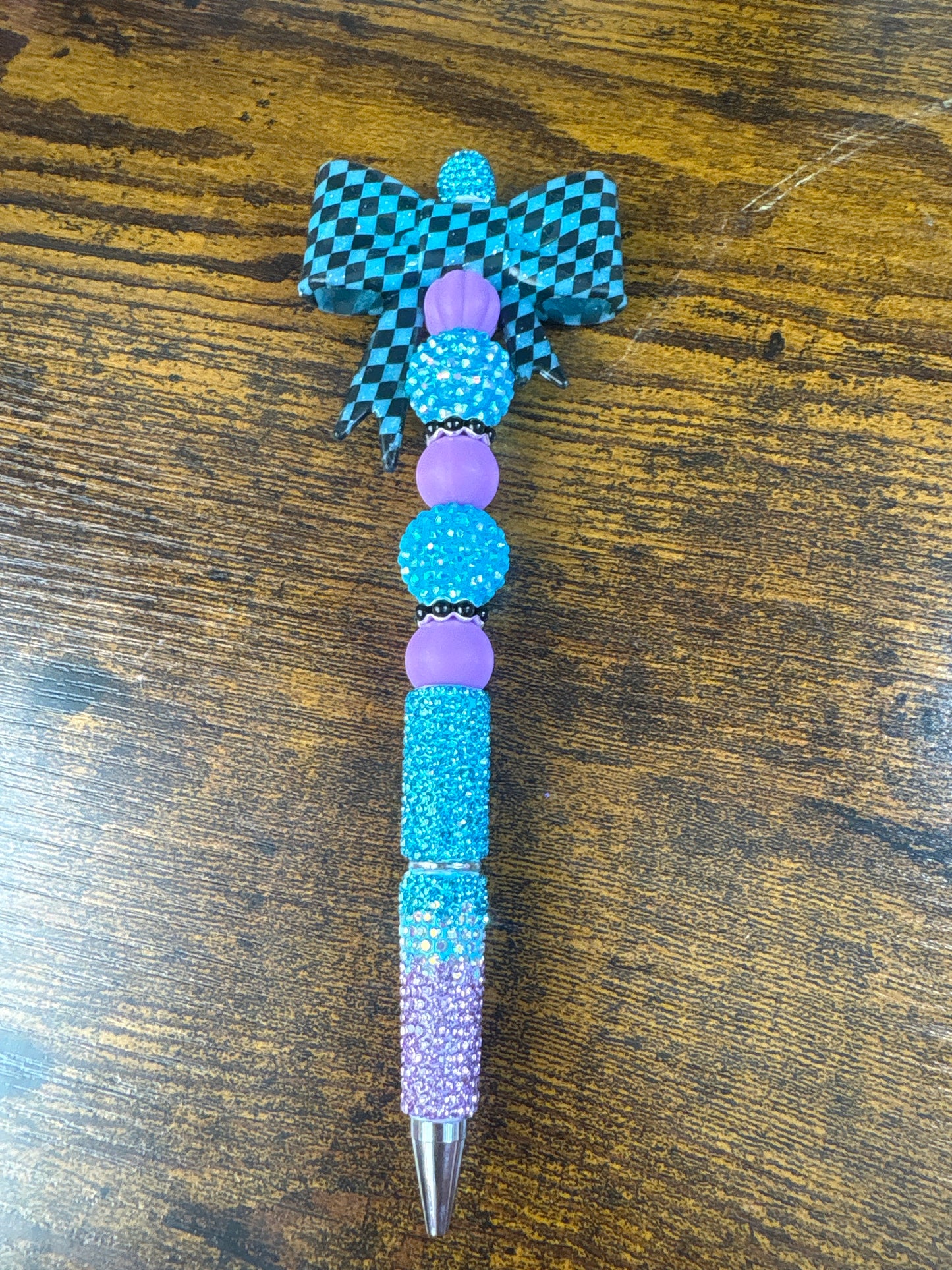 Ombre Pen w/ Blue Checkered Bow